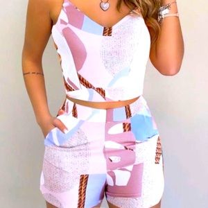 Multi colored short set size Medium